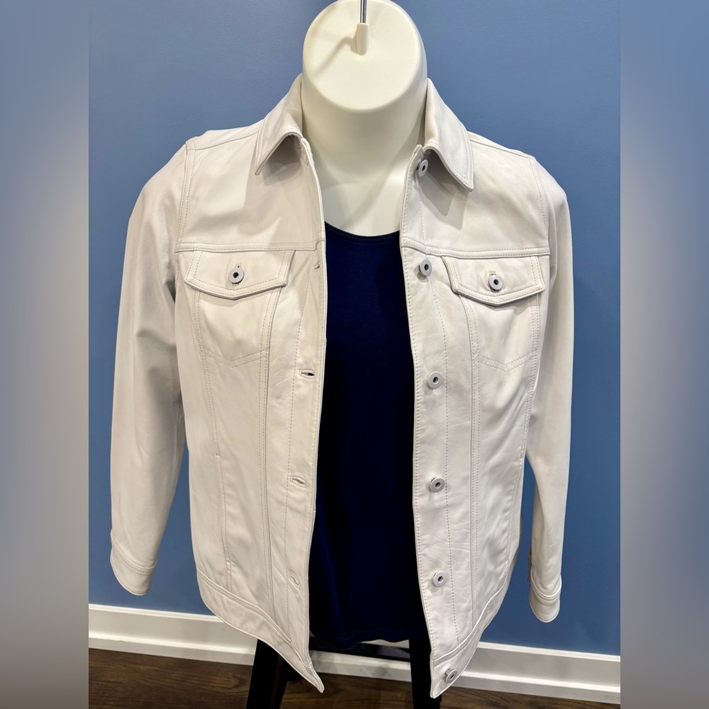 D & Co. White Leather Jacket Women’s Size Medium